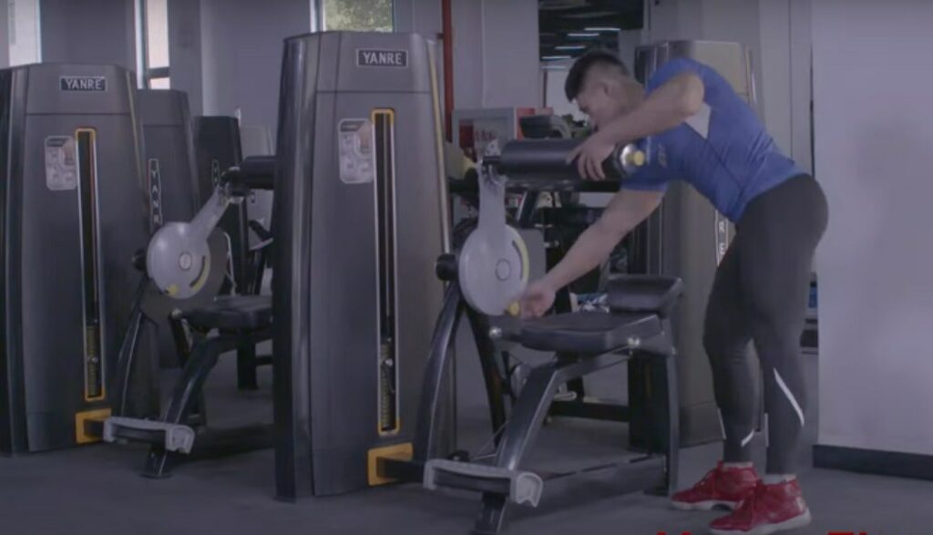 Back Extension Machine 4 Back Extension Machine 4