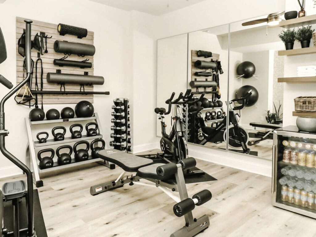Step-by-Step Guide to Creating a Small Gym Interior 4