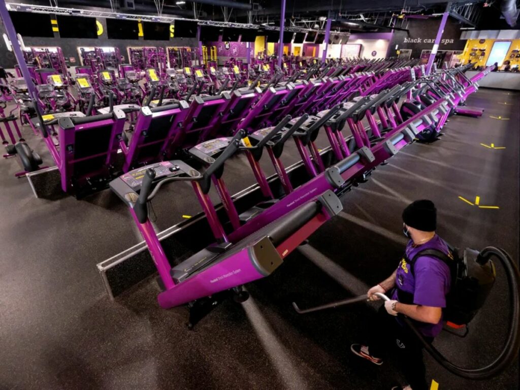 Saunas, Steam Rooms, Hot Tubs, Or Pools: Does Planet Fitness Offer These Luxuries? 3 Saunas, Steam Rooms, Hot Tubs, Or Pools: Does Planet Fitness Offer These Luxuries? 3
