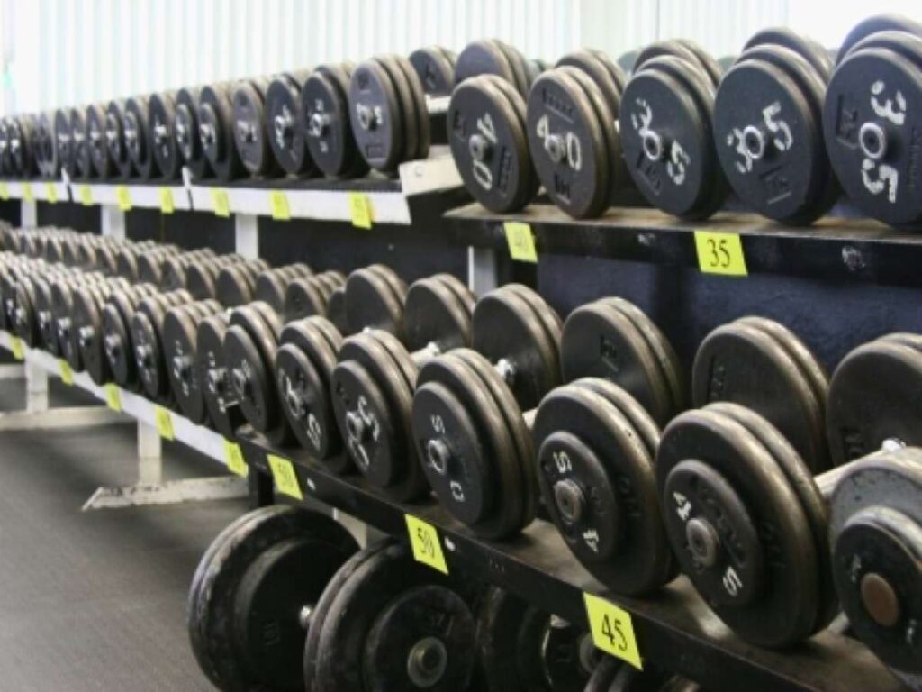 Smith Machines Vs Free Weights: What'S The Difference 4 Smith Machines Vs Free Weights: What'S The Difference 4